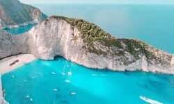 Dünyaca ünlü plaja giriş yasaklandı: Turist akınına uğruyordu!