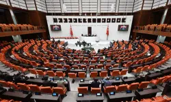 Meclis’te tartışma: Sizi eleştiren eski milletvekilini tutuklayan bir partisiniz!