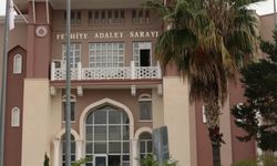 Ses kayıtlarındaki itiraflara rağmen öğretim görevlisine, öğrencisine 'nitelikli cinsel saldırıdan' ceza verilmedi