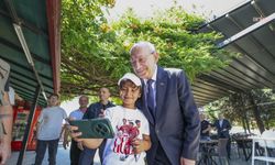 CHP Genel Başkanı Kılıçdaroğlu yol molasında yurttaşlarla bir araya geldi