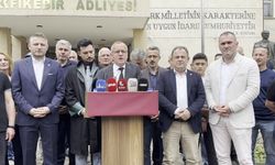 CHP'li yöneticilerden Çarşıbaşı Belediyesi'ne ihale tepkisi: Konunun takipçisi olacağız