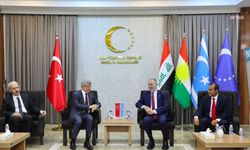 Davutoğlu, Türkmen Cephesi’nde Türkmenlerle biraraya geldi