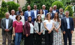 UEL heyeti, kayyım atanan belediyelerin eş başkanlarıyla görüştü
