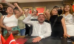 CHP İzmir İl Başkanlığı’nda ‘Halkın umudu Kılıçdaroğlu’ sloganları