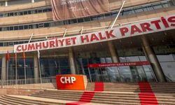 CHP’de istifalar sonrası kritik Parti Meclisi toplantısı başladı