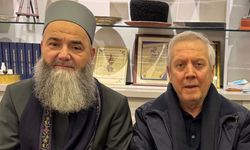 'Cübbeli' Ahmet, Aziz Yıldırım'ı tebrik etti