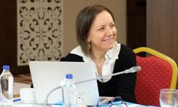 Ankara Üniversitesi öğretim üyesi Doç. Dr. Emel Memiş gözaltına alındı