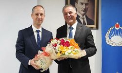 İBB'de Hakan Aplak görevine alkışlarla döndü