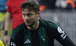Karol Linetty 1 sezon daha Süper Lig ekiplerinden Kocaelispor'da