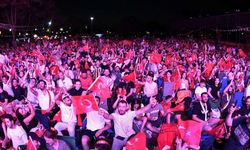 İstanbul'da milli maç coşkusu meydanlarda yaşanacak