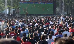 Türkiye-Paraguay maçının meydanlarda izlenmesi yasaklandı