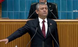 Özgür Özel'den 'bölünme' açıklaması: Millet onlara karpuzun sapını verdi