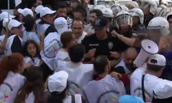 Ankara'da öğretmenlerin yürüyüşüne polisten sert müdahale!