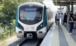 Marmaray'da intihar girişimi: Seferlerde gecikme yaşandı