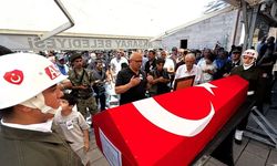 Pençe-Kilit şehidi Uzman Çavuş Abdurrahman Hilal son yolculuğuna uğurlandı