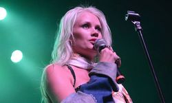 'Party Rock Anthem'ın sesi Lauren Bennett hayatını kaybetti