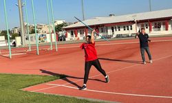 Depremde ailesini ve kolunu kaybetti, Türkiye şampiyonu oldu! Meryem Hanne’nin büyük başarısı