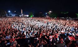İzmir’de 'Çim Konserleri' başlıyor: Yaz boyunca müzik şöleni