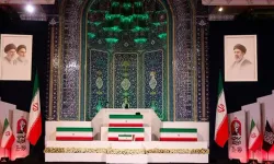 İranda Hamaney'e veda! 5 şehir ve 2 ülkeyi kapsayan cenaze töreni başladı