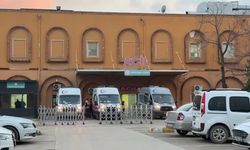 Boğazına şeker kaçan 2 yaşındaki çocuk yaşamını yitirdi
