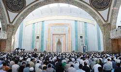 Diyanet'in cuma hutbesinde Deniz Göktaş var!
