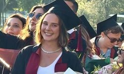 Alina Boz üniversiteden mezun oldu