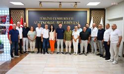 Altınordu Belediye Başkanı Ulaş Tepe ve meclis üyeleri CHP'den ayrıldı!