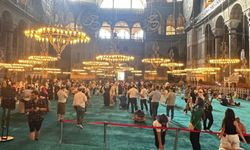 ‘Ayasofya’da İncil okuyan 2 Rus gözaltına alındı’ iddiası