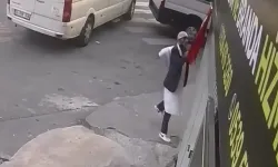 Kağıthane'de Türk bayrağına çirkin saldırı! Kendisini böyle savundu...