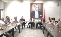 Başkan Eşki, MTK Sitesi'nde esnafın taleplerini dinledi..