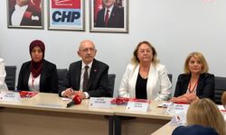 Kılıçdaroğlu, CHP Kadın Kolları MYK üyeleri yönetici eğitimi toplantısına katıldı