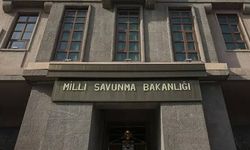 'Er ve erbaşlara tarihi geçmiş ilaç verildi' diyen doktorun aday memurluğu sona erdirildi