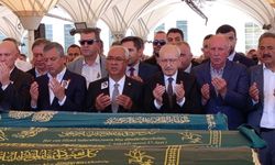 Kılıçdaroğlu ve Özgür Özel, Olcay Baykal'ın cenazesinde bir araya geldi