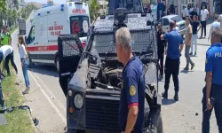 Cizre'de zırhlı polis aracı devrildi