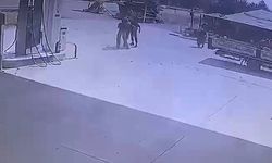 Eski sevgili dehşeti kamerada: Genç kadını ailesinin gözü önünde kaçırdı