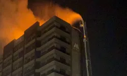 Diyarbakır'da 13 katlı bir plazada yangın!