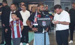 Mohamed Salah Trabzon'da ilk açıklamasını yaptı: Binlerce taraftar karşıladı!