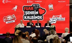 Cemil Tugay: İzmir'in fuarlarla bağı her zaman güçlü olacak