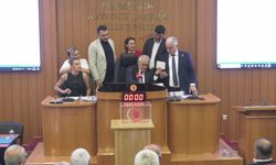 CHP Sözcüsü Müslim Sarı: CHP'ye ait olan bir belediye CHP'de kalmış oldu