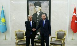 Cumhurbaşkanı Erdoğan, Kazakistanlı mevkidaşı Tokayev ile telefonda görüştü