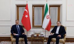Dışişleri Bakanı Fidan, İranlı mevkidaşı Arakçi ile telefonda görüştü