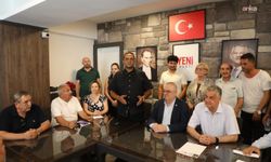 Edremit Belediye Başkanı Ertaş ve 19 Belediye Meclisi üyesi YENİ Parti’ye katıldı