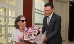 Erdal İnönü'nün eşi Sevinç İnönü, YENİ Parti'ye üye oldu