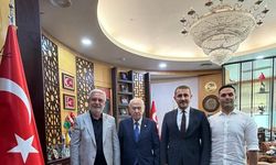 Mehmet Metiner'den Devlet Bahçeli'ye ziyaret
