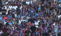 Salah, Papara Park’ta düzenlenen törenle Trabzonspor’a imzayı attı