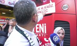 YENİ Parti otobüsü Kocaeli’den hareket etti: Teyzem sayesinde bu otobüs artık partinin seçim otobüsü