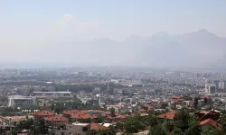 Antalya’da nem bulutları kenti sardı: Hissedilen sıcaklık 42 derece
