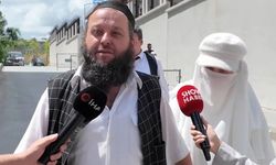 21 yaşındaki kadınla polis eşliğinde evlendi
