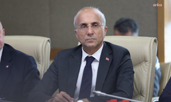 YENİ Partili Genç: Cüzdanı soğuttular, market etiketini soğutamadılar