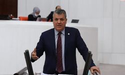 YENİ Partili Barut’tan Bakan Şimşek’e yurt dışı çıkış harcı soruları